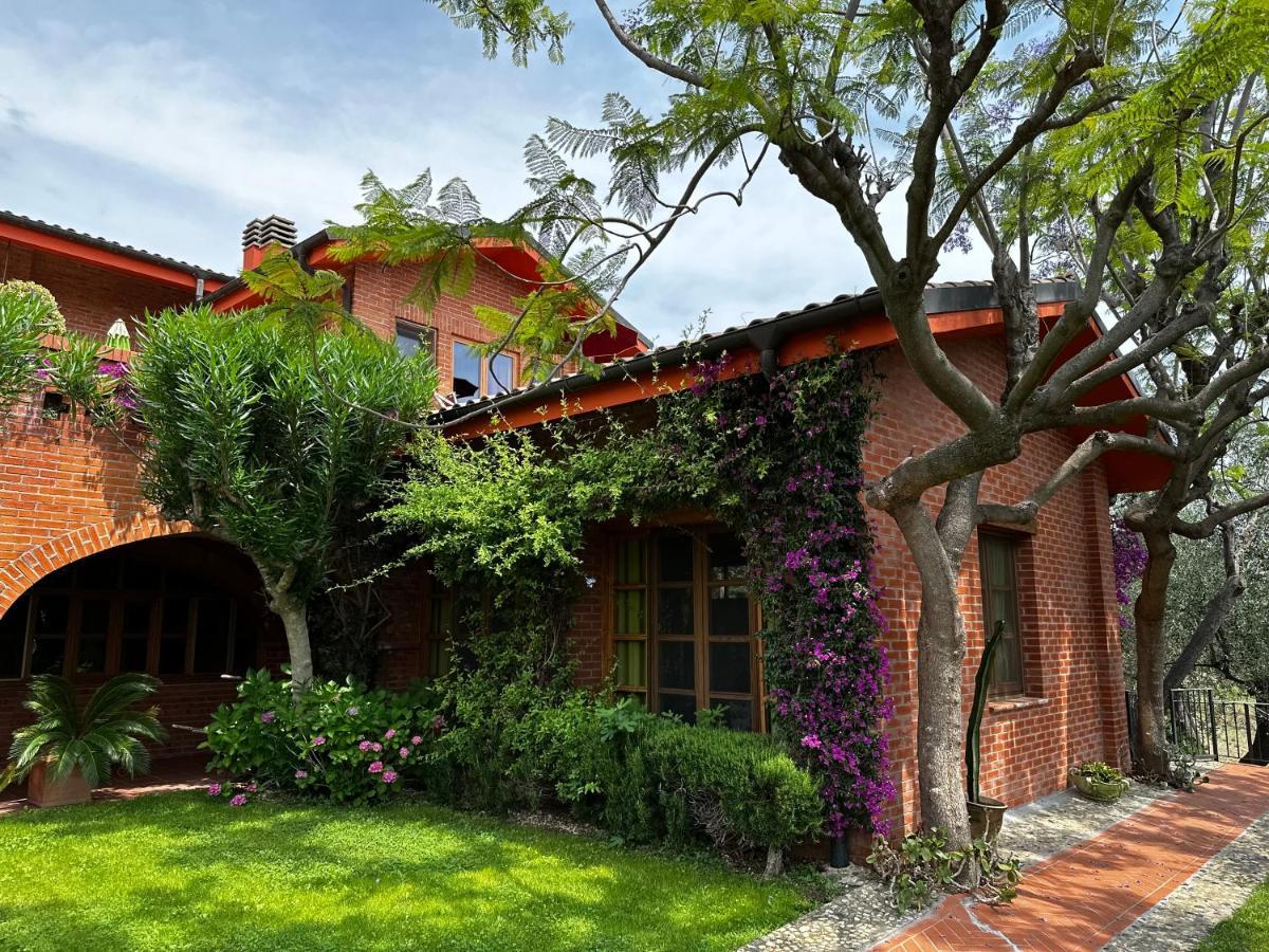 Relais San Damian Aparthotel Imperia Exterior photo